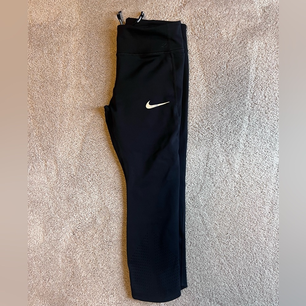 Nike cropped running tights